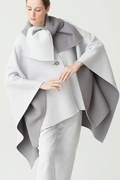 Look 18